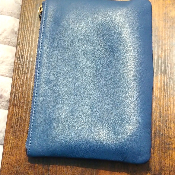 EUC Wristlet - Picture 2 of 5